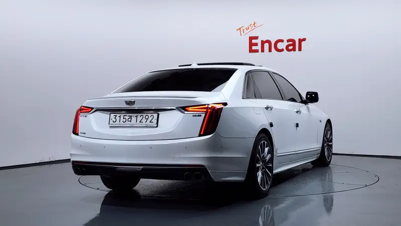 Cadillac CT6