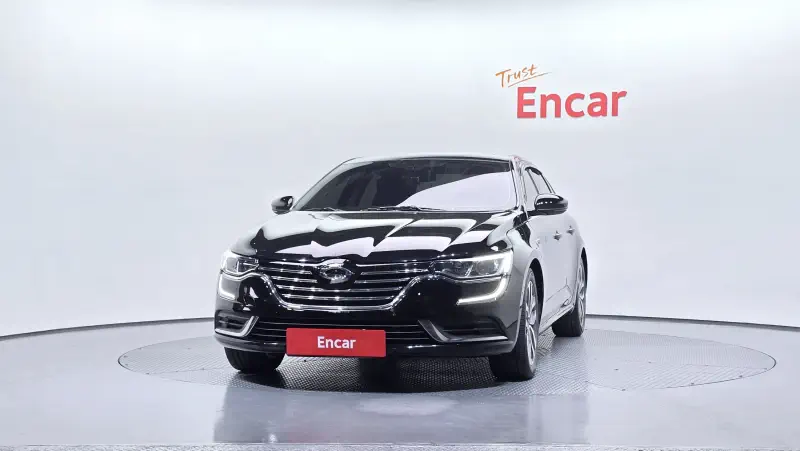 Renault SM6