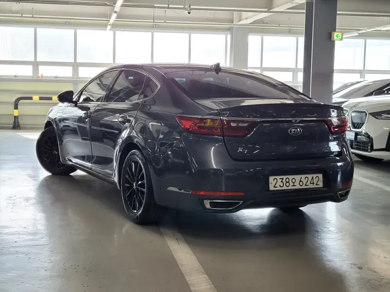 Kia K7