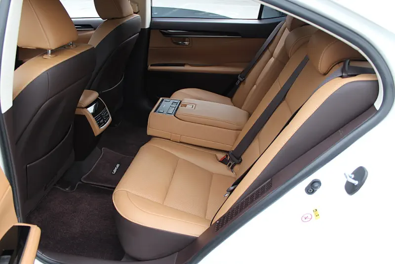 Lexus ES300h