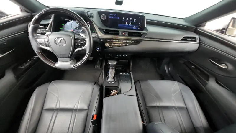 Lexus ES300h