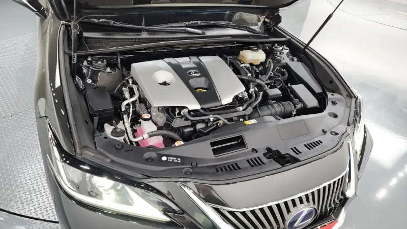 Lexus ES300h