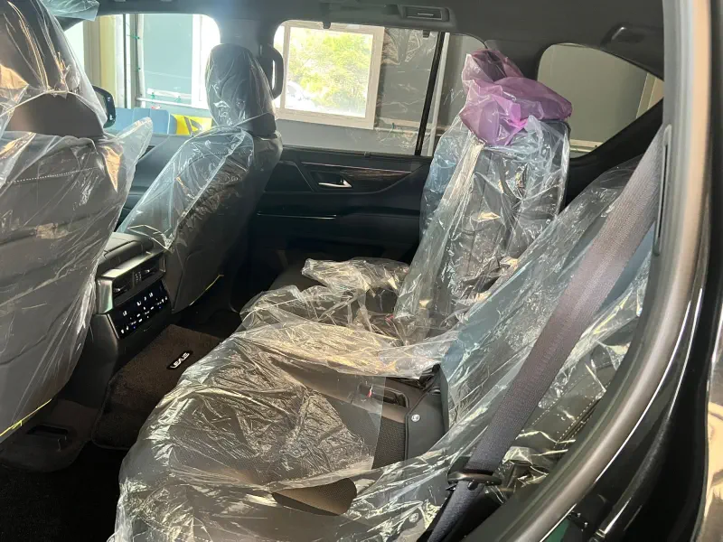 Lexus LX570