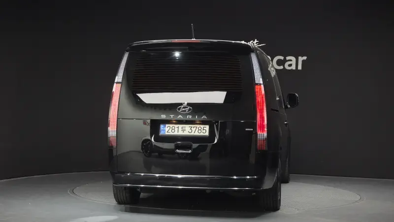 Hyundai Staria