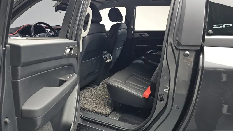 SsangYong Rexton Sports