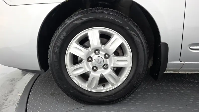 Kia Carens
