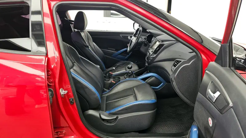 Hyundai Veloster