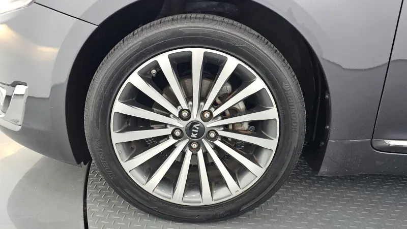 Kia K7