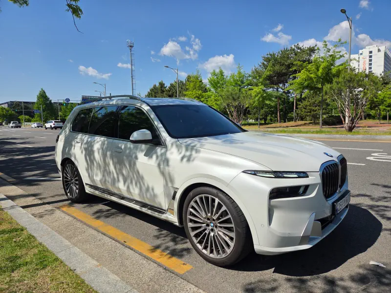BMW X7