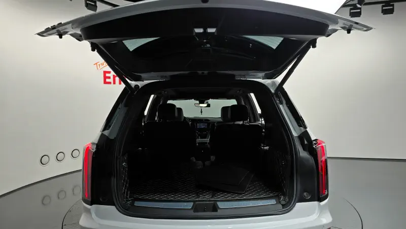 Cadillac XT6
