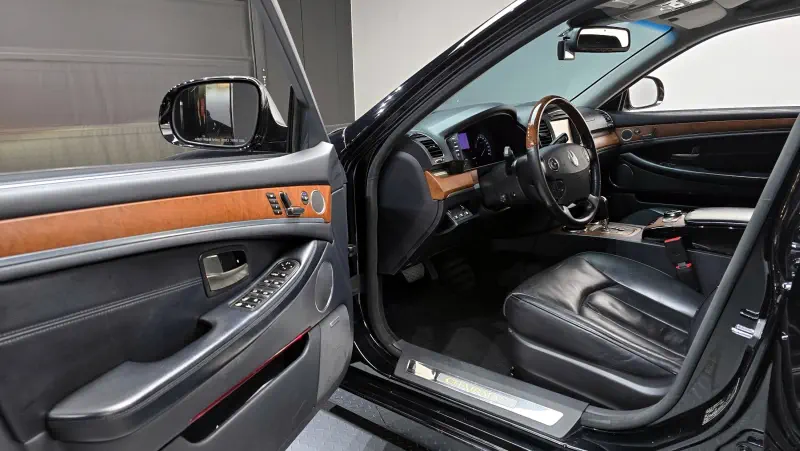 SsangYong Chairman W