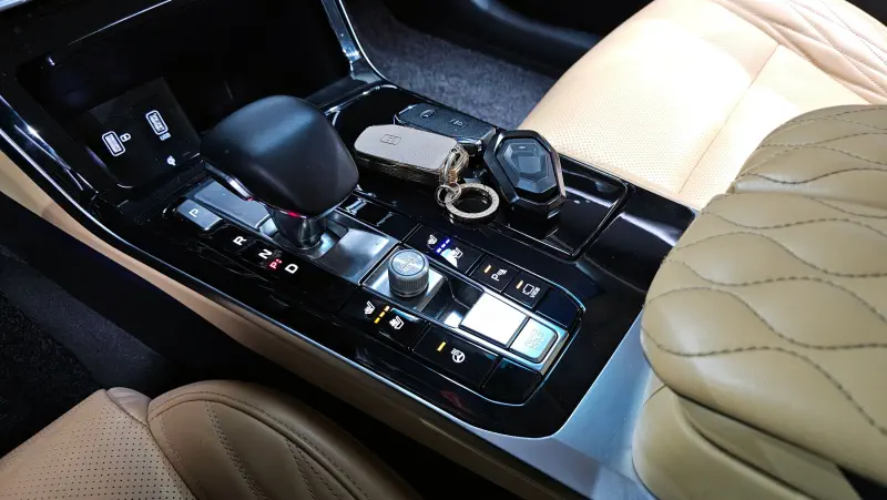 Kia K7