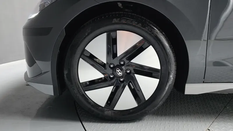 Hyundai Ioniq 6
