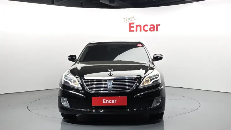 Hyundai Equus