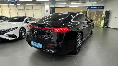 Mercedes-Benz EQS