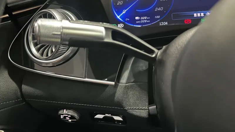 Mercedes-Benz EQS