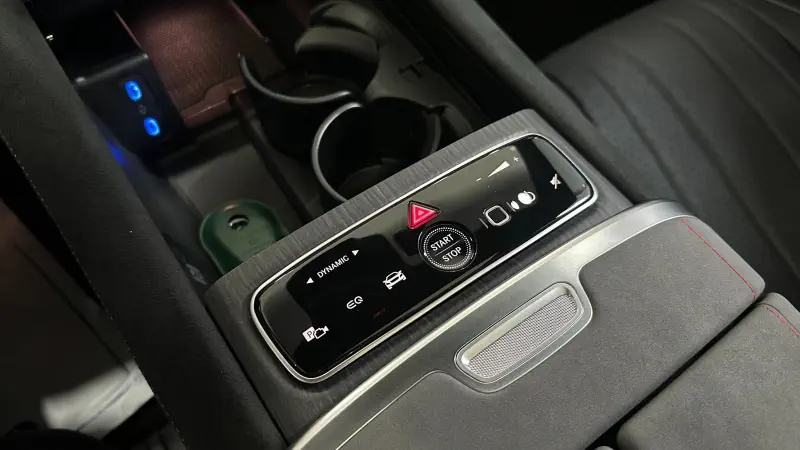 Mercedes-Benz EQS