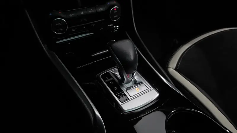 Infiniti Q30