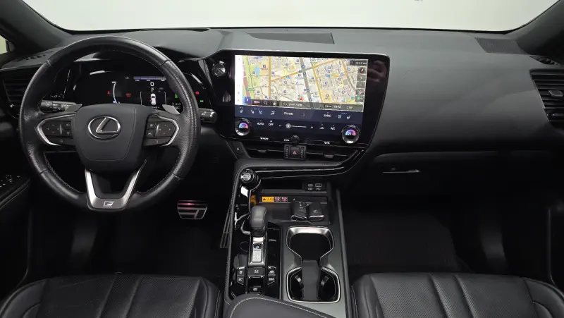 Lexus NX450h+