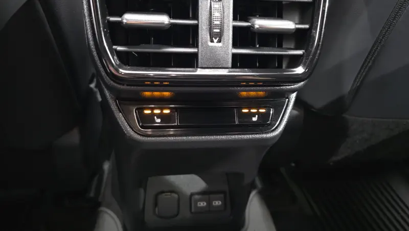 Lexus NX450h+
