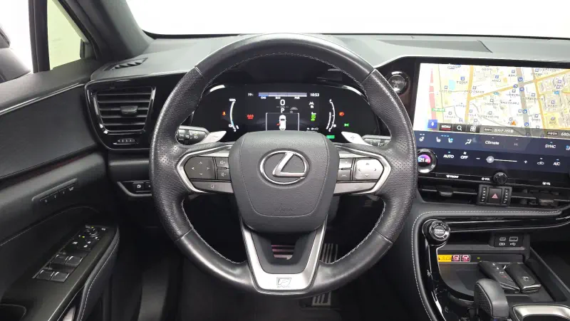 Lexus NX450h+
