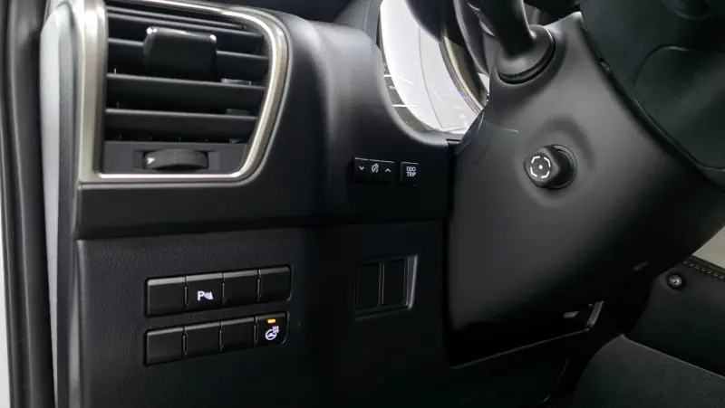 Lexus NX300h