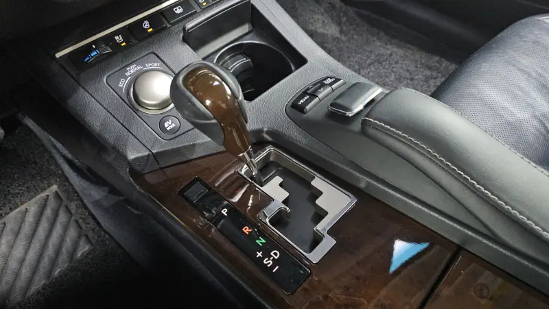 Lexus ES300h