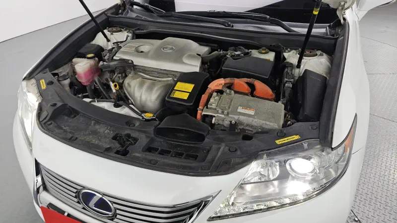 Lexus ES300h