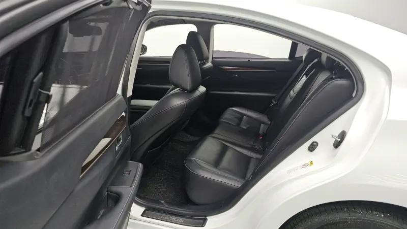 Lexus ES300h