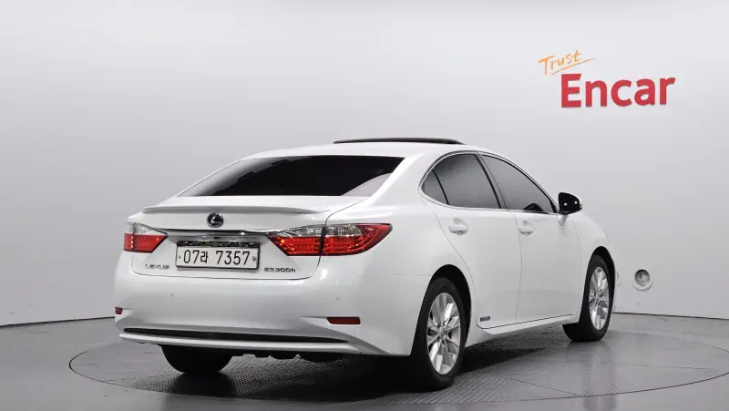 Lexus ES300h