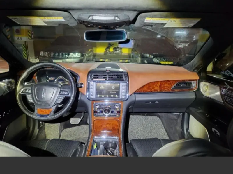 Lincoln Continental