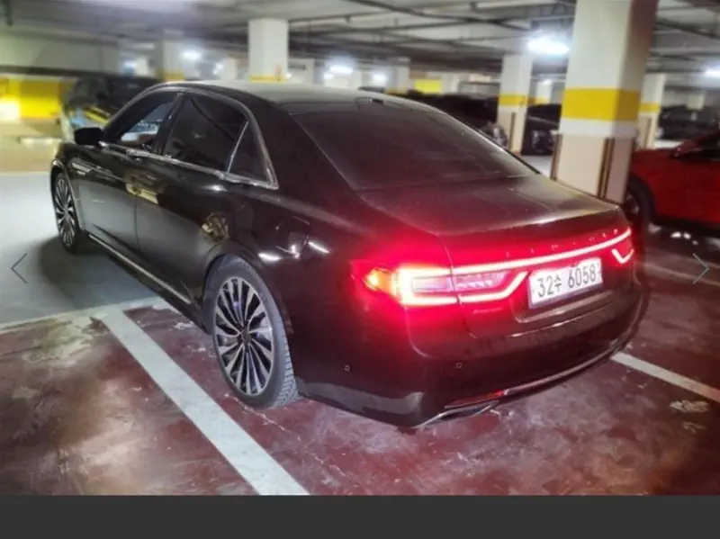 Lincoln Continental