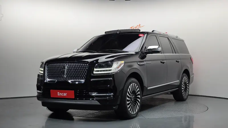 Lincoln Navigator