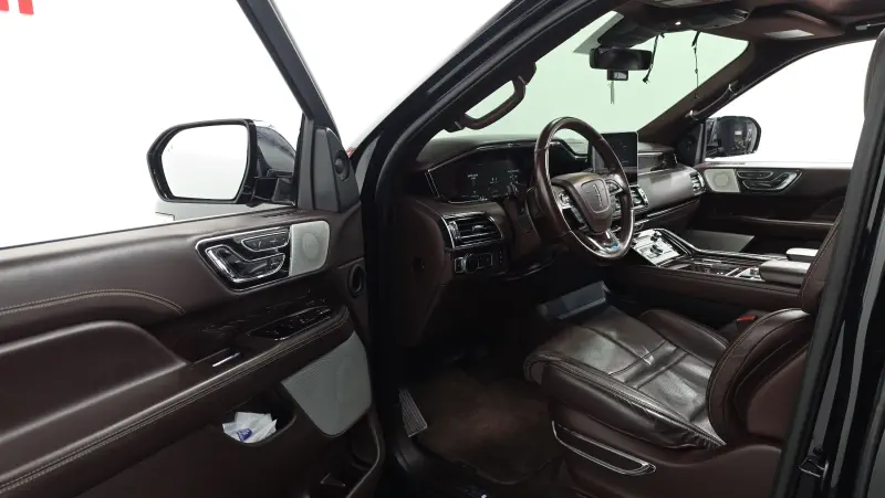 Lincoln Navigator