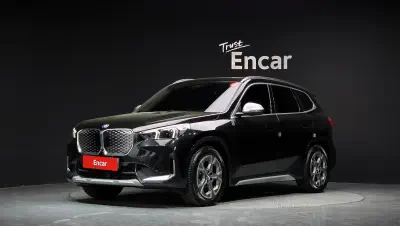 BMW iX1