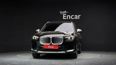 BMW iX1