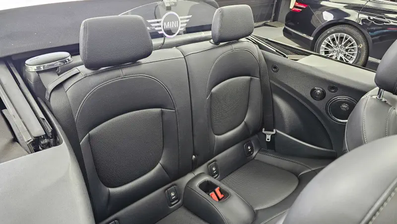 MINI Cabrio