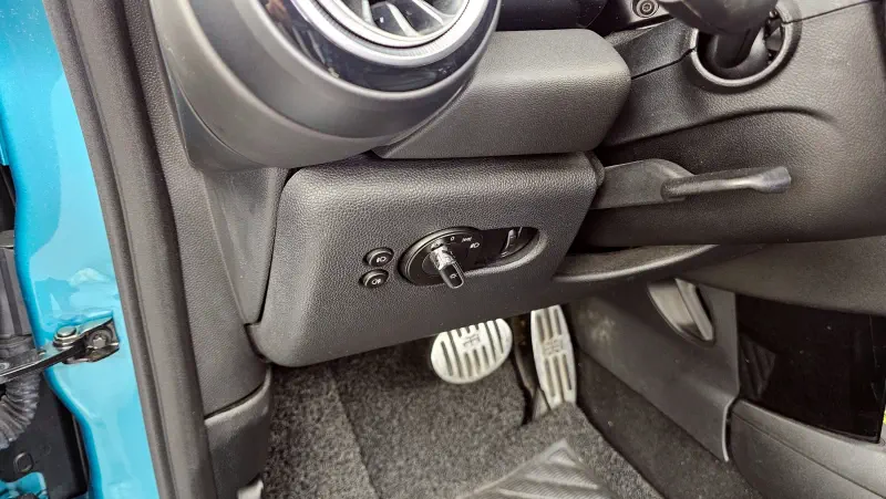 MINI Cabrio