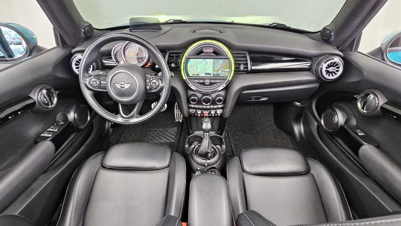 MINI Cabrio