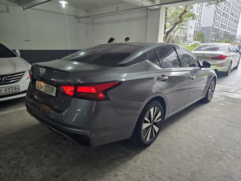 Nissan Altima