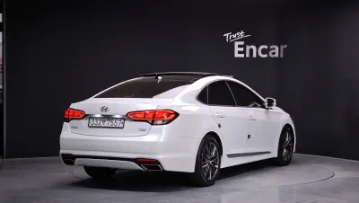 Hyundai Aslan