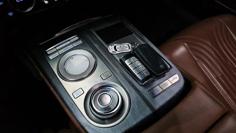 Genesis G80