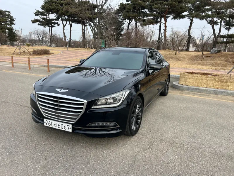 Hyundai Genesis