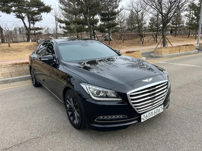 Hyundai Genesis