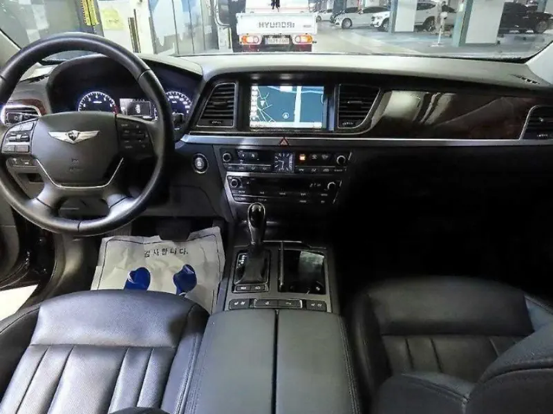Hyundai Genesis