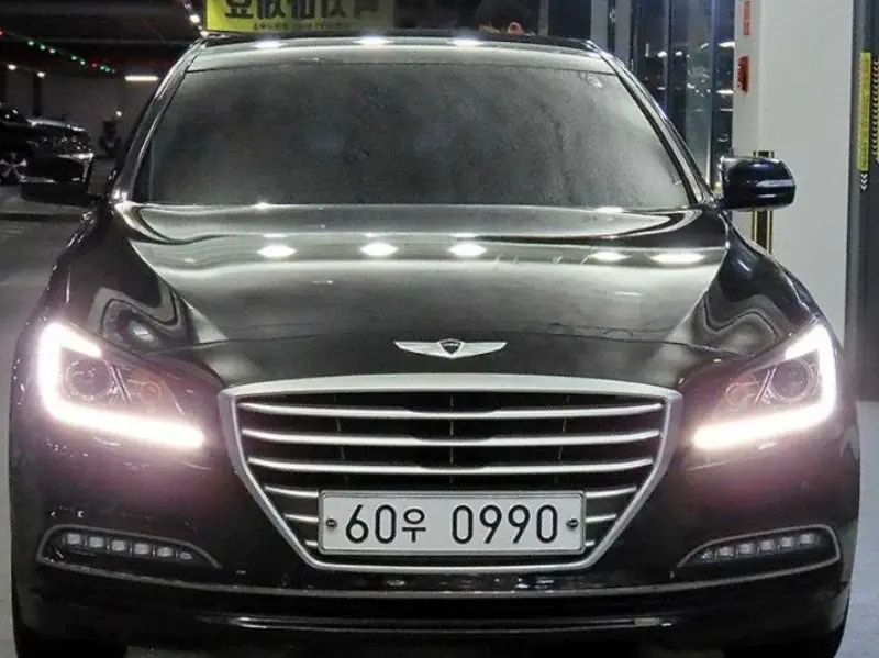 Hyundai Genesis
