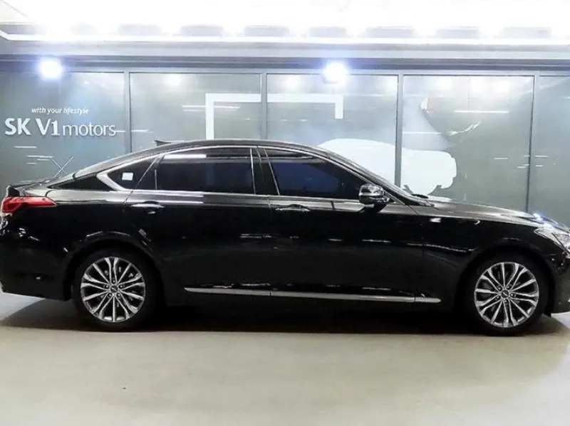 Hyundai Genesis