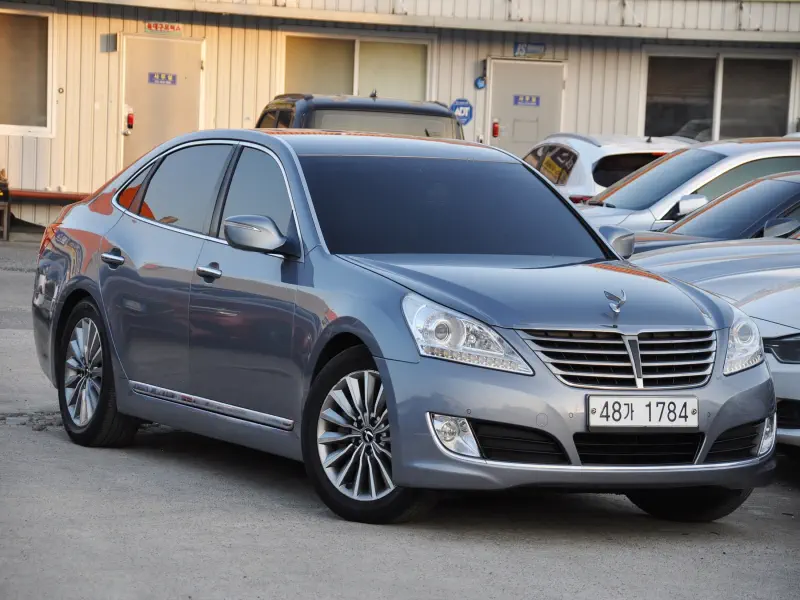 Hyundai Equus
