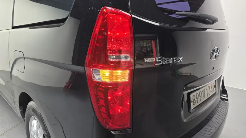 Hyundai Grand Starex