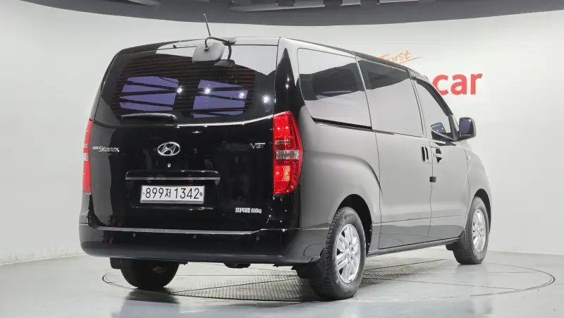 Hyundai Grand Starex